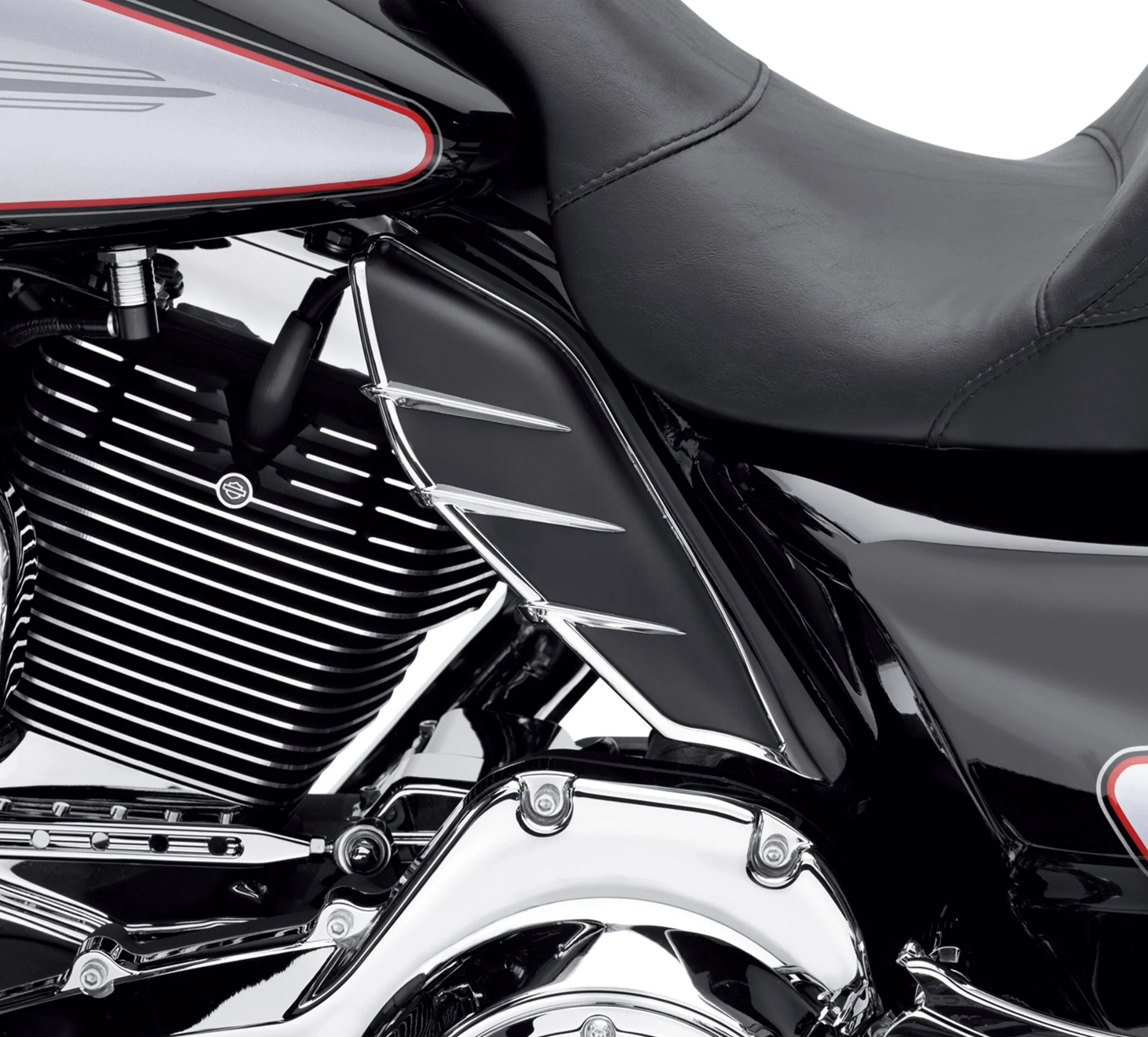 [61400028] KIT-TRIM,MID FRM AIR DEFLCTR,TOURING