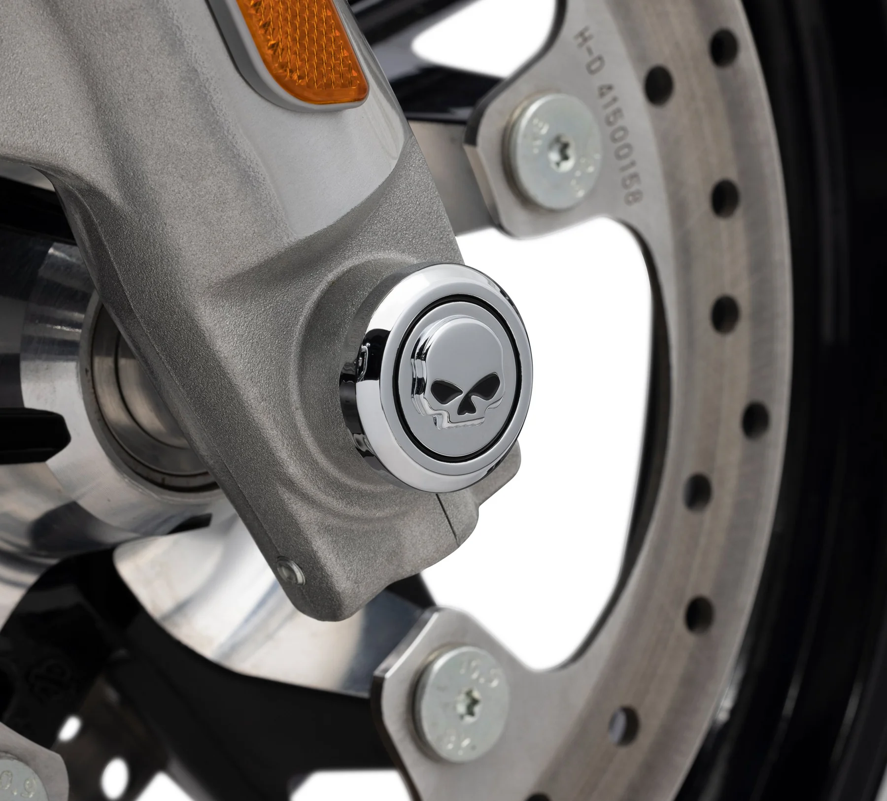 [43000318] KIT,AXLE,NUT,CVR,FR,SKULL,CHROME